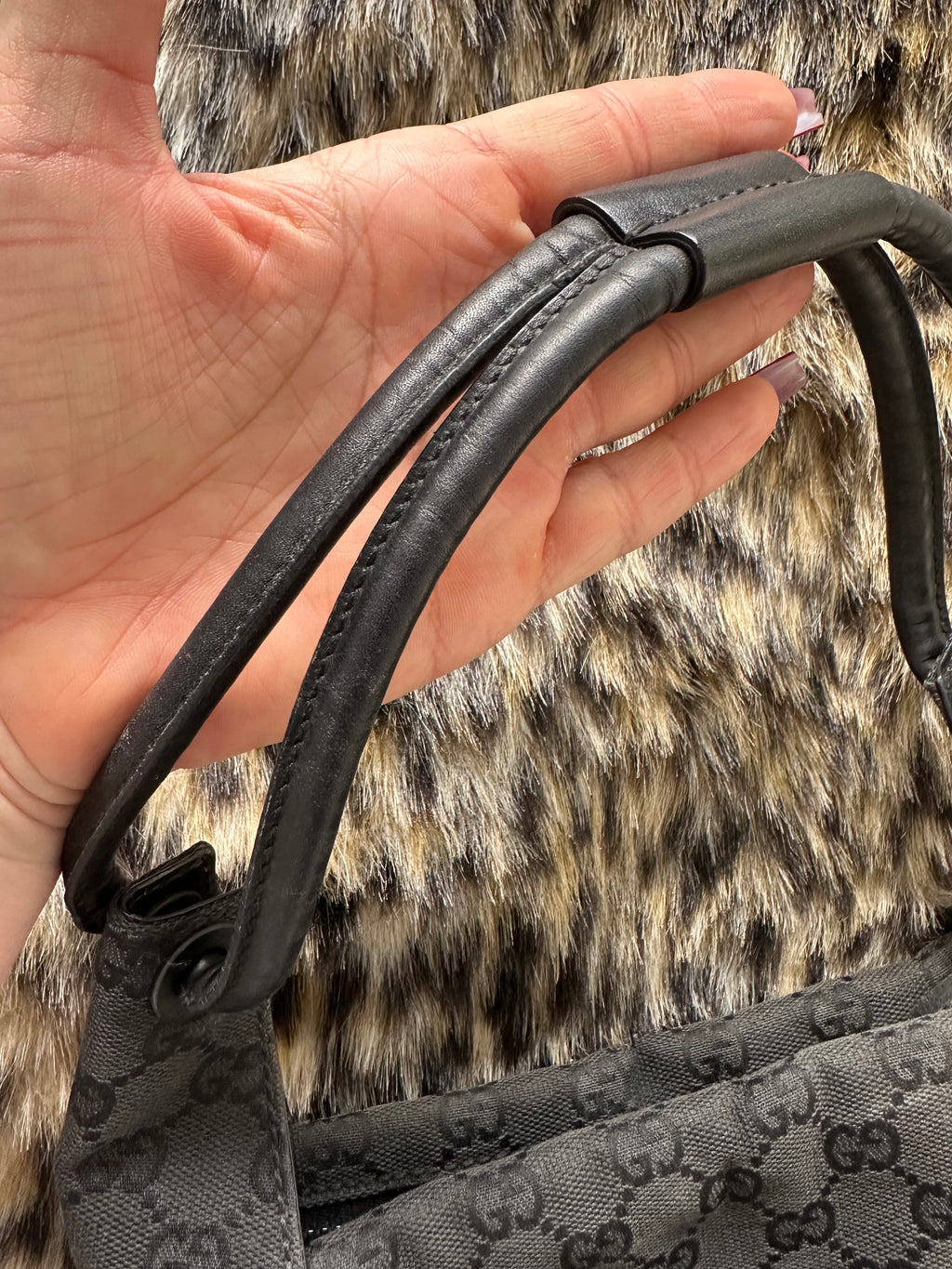 Gucci shoulder bag