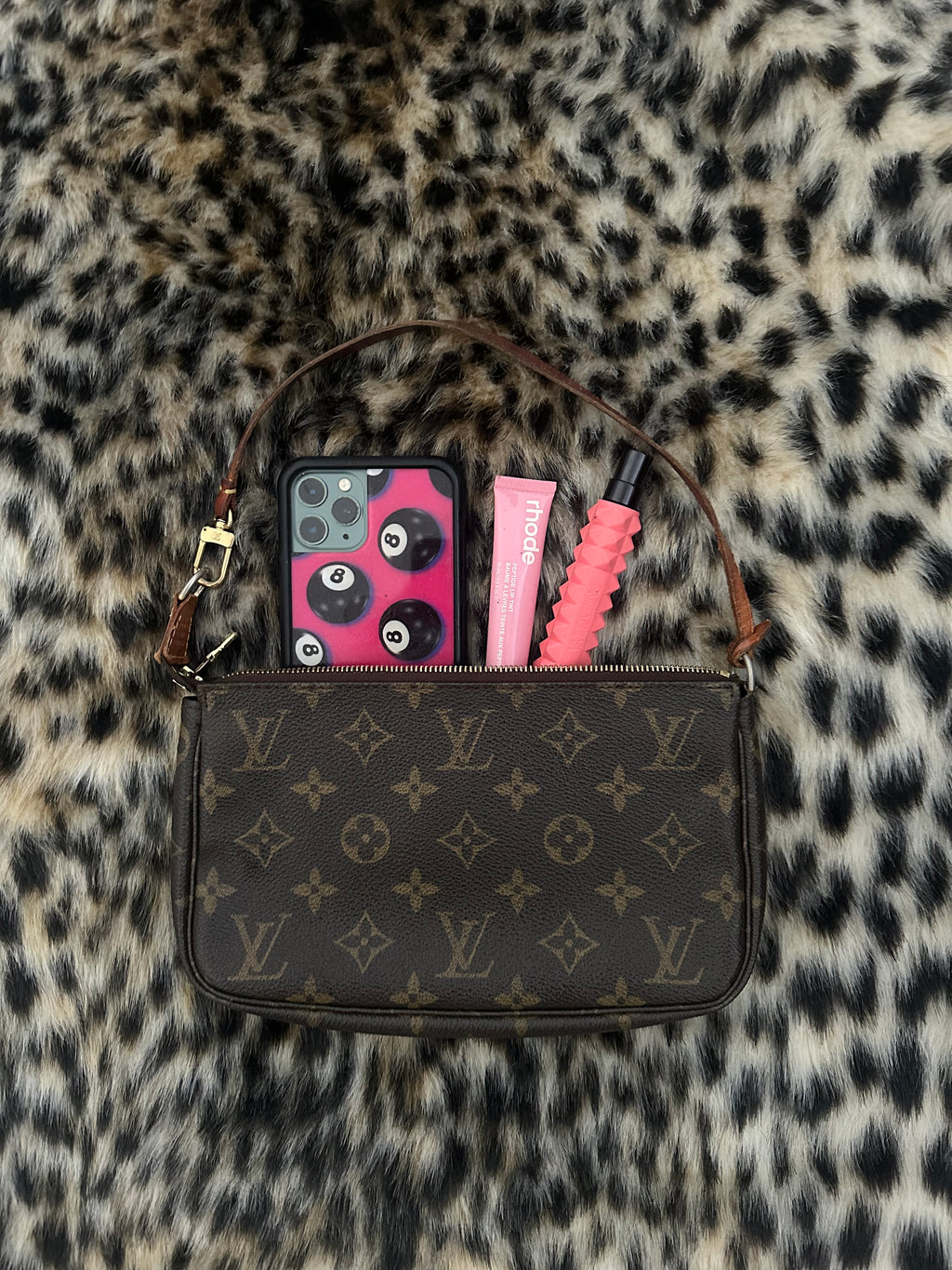 Louis Vuitton Pochette