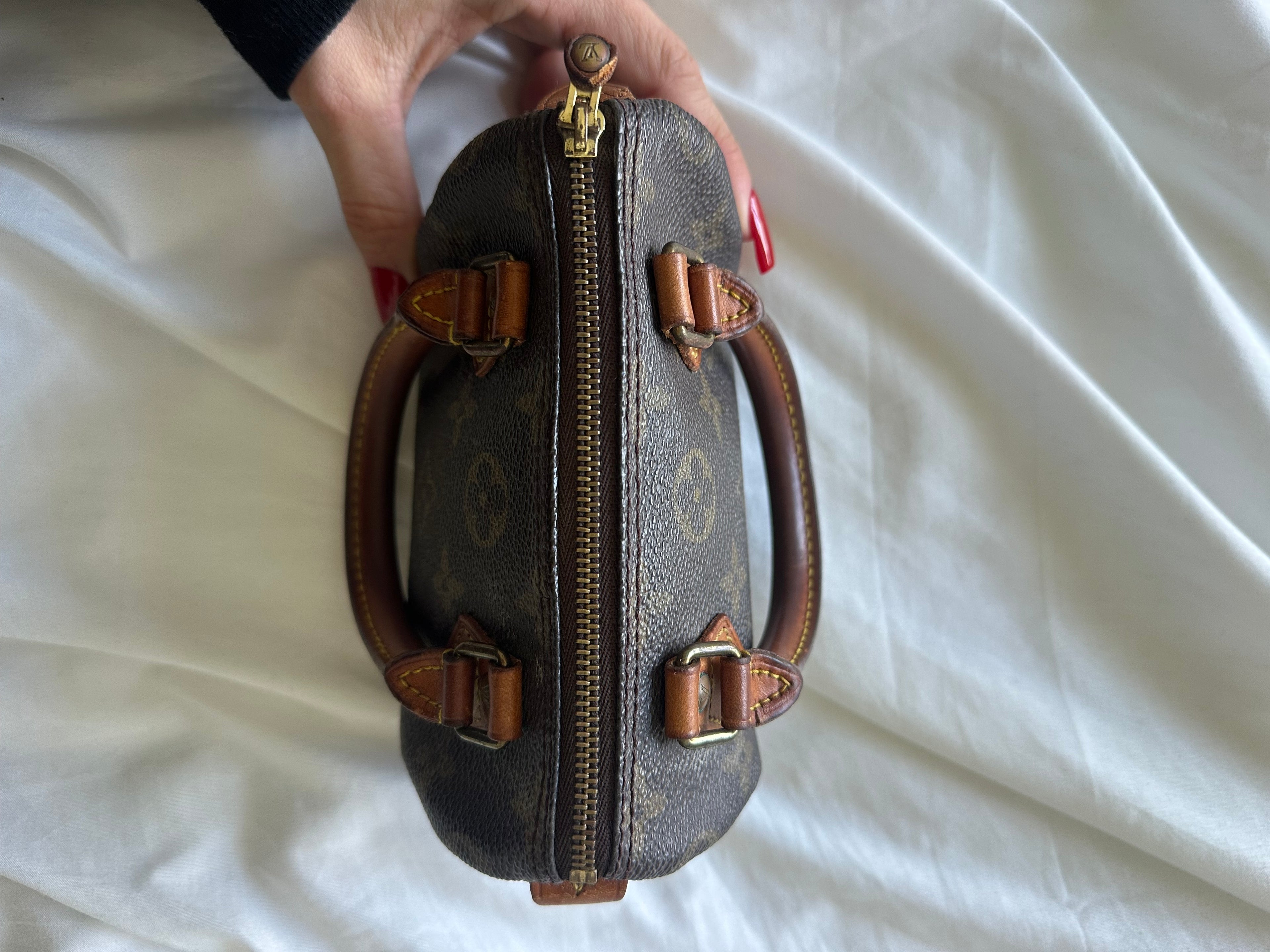 Louis Vuitton nano speedy