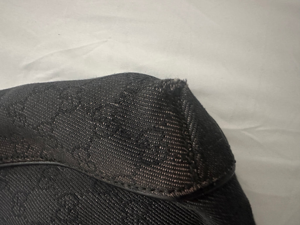 Gucci shoulder bag