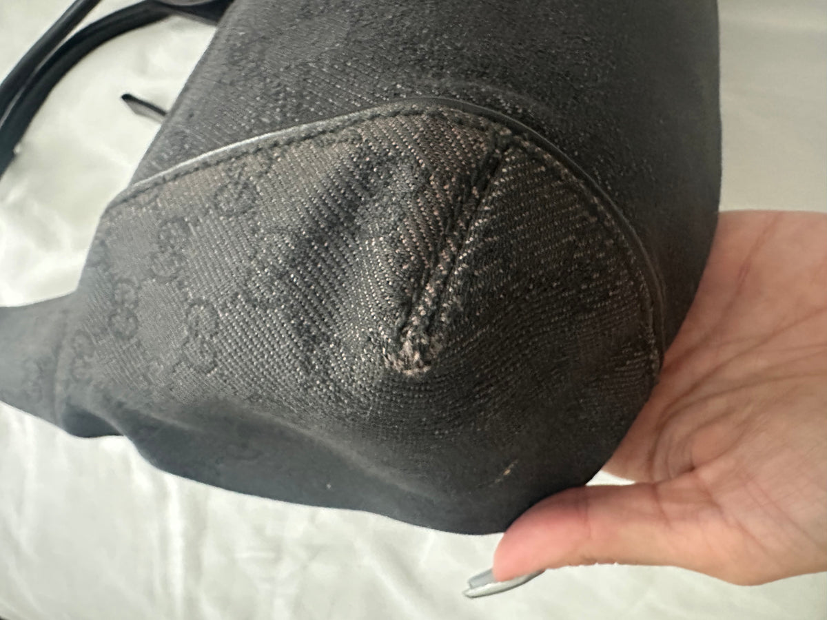 Gucci shoulder bag